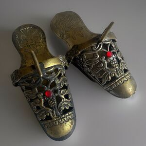 Antique Peruvian Brass Stirrup Side Saddle Slippers Red Stone Ladies Girls 8”
